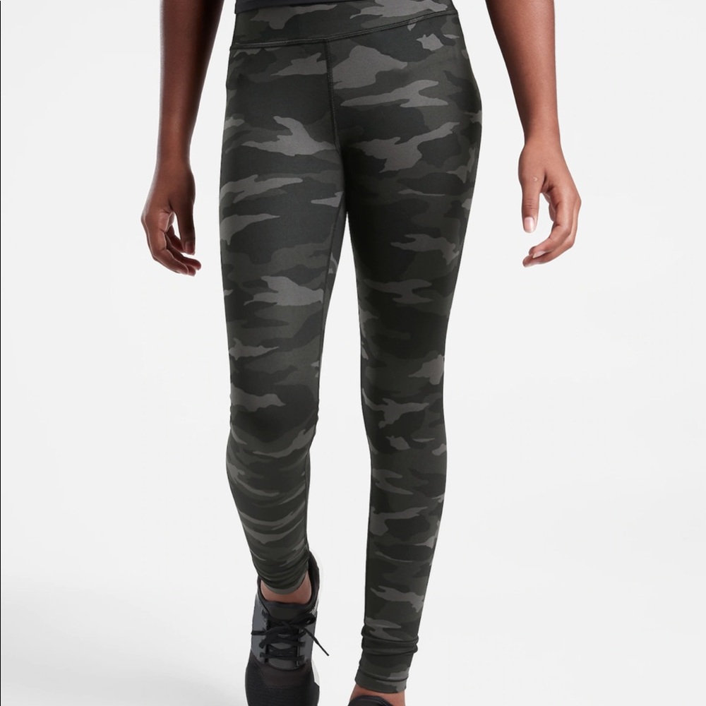 Athleta Camo Printed Chit Chat Tight size L 12